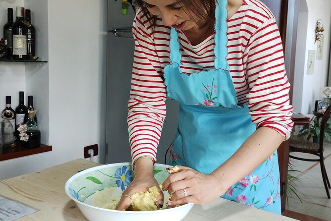Pasta Class Cook Traditional -Sciacca-Wine included-Shuttle extra - Getting to the countryside outside Sciacca