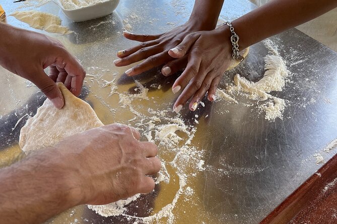 Pasta Cooking class in Pompeii - The garden sets the tone