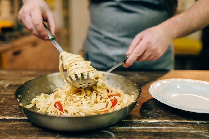 Pasta Fresca Hands-on Cooking Class with a Local in Como - Why $118.94 can be a fair price