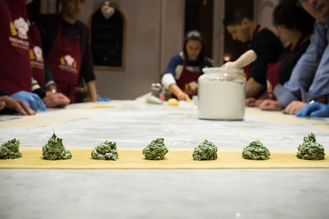 Pasta Making and Tiramisù Cooking Class in Rome - Group size, kitchen space, and noise