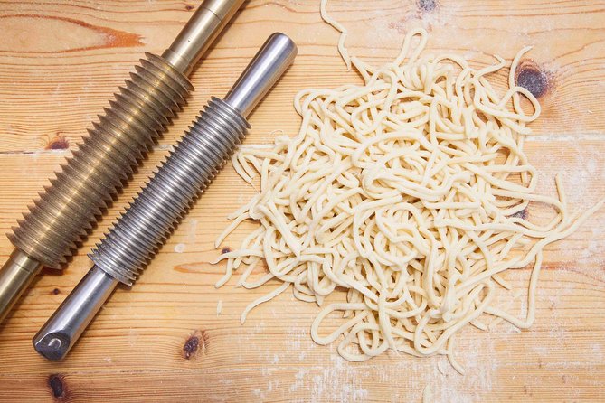 Pasta-making class at a Cesarina's home with tasting in Modena - From the worktable to the dining table