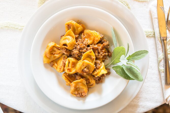 Pasta-making class at a Cesarina's home with tasting in Modena - Should you book the Modena pasta class?
