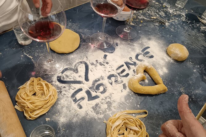 Pasta Making Class with Dinner and Wine in Florence - Key points at a glance