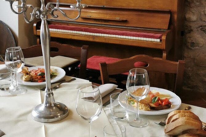 Pasta Masterclass and Wine Tour in the Minardi Vineyard - The family welcome is part of the experience