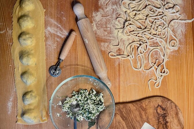 Pasta, meatballs and ice cream in a villa in the hills of Florence - From Viale Europa to a family villa above Florence