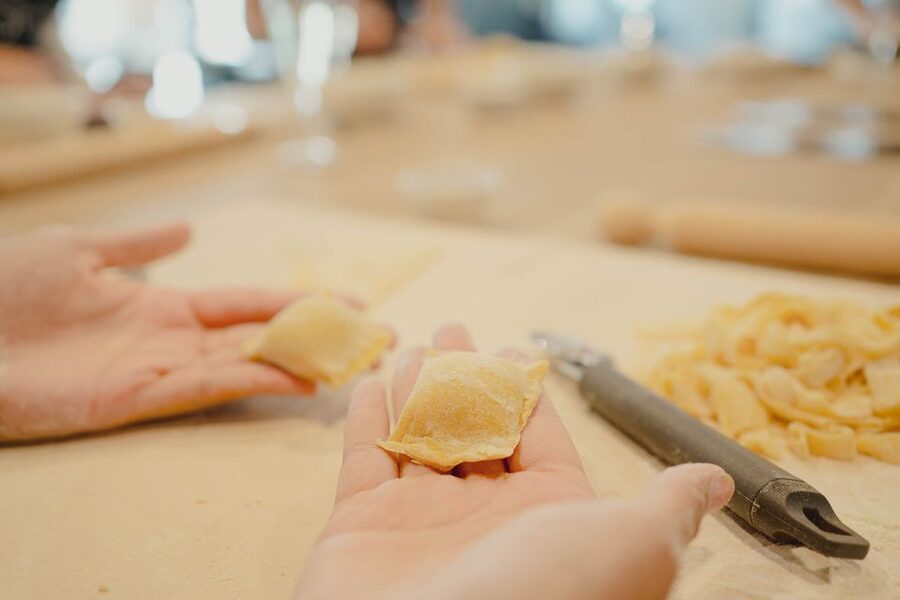 Pasta & Tiramisù making in the heart of Rome - The teaching style and group atmosphere