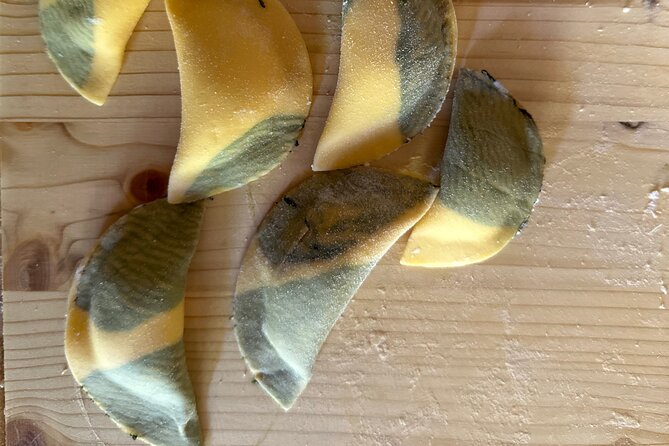 Pasta, Truffle and Wine: hands-on class in a medieval town - Getting there from Parma