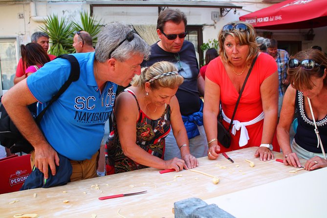 People of Bari unusual guided tour with pasta making at Grandma house - Why this Bari walk feels different