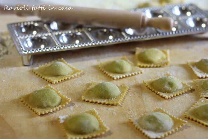 Perfect Italian experience: Cooking class - Wine Tour - The cooking setting and the pizza oven question