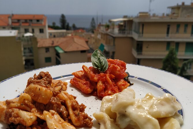 Perfect Italian experience: Cooking class - Wine Tour - More than pizza: pasta, desserts, and add-ons