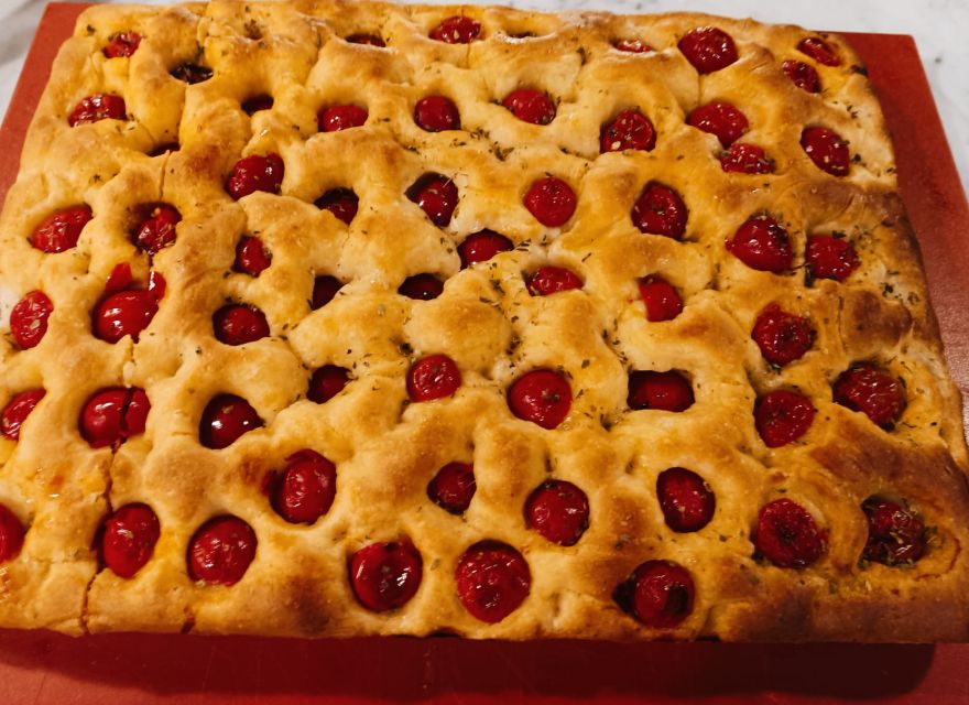 Pizza and Tiramisu Cooking Class with Wine in Milan - Things to know before you go