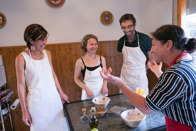 Pizza & Gelato: Family Cooking Class in Florence - Making gelato and learning what goes into it