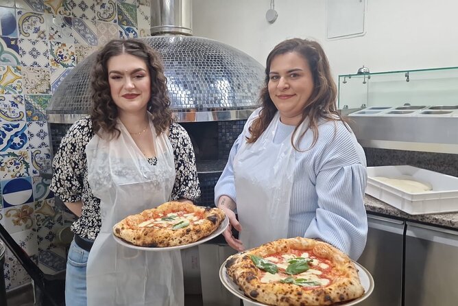 Pizza-Making Class with Local Top-Rated Chef with Drink in Naples - Arriving at Gusto Marigliano on Via Medina