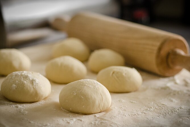 PIZZA Making & GELATO Experience - Cooking Class - Kneading and stretching pizza dough
