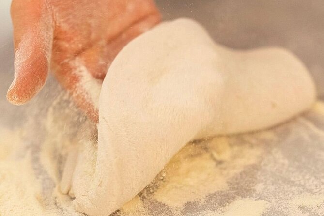 Pizza Making Private Class with Wine Tasting - Who will enjoy this Florence cooking class?