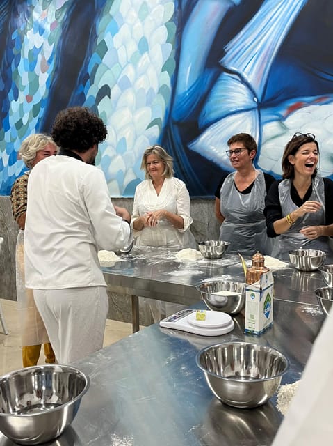 Pizza-Making Workshop by night with glass of wine - Arriving at Via delle Zite 30