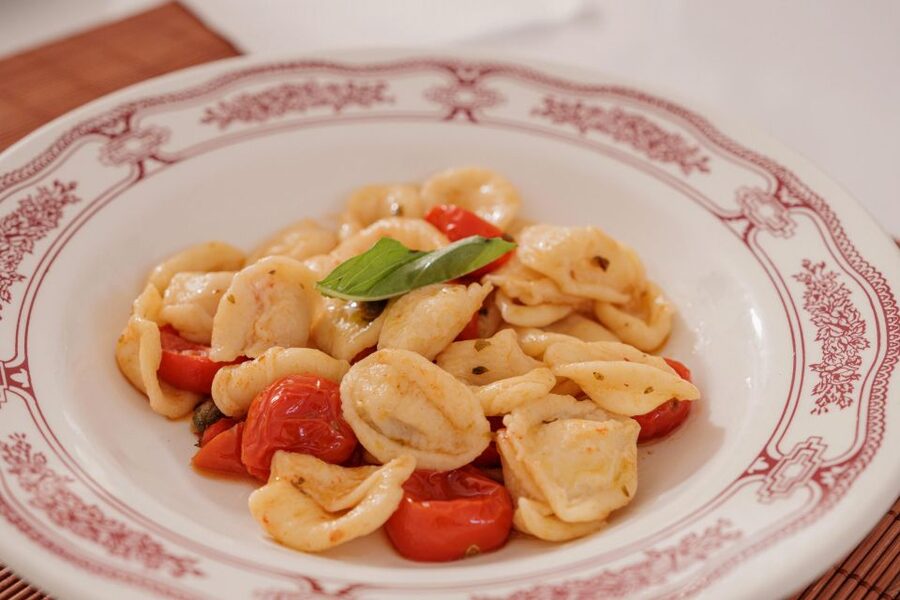 Polignano:Pasta Cooking Class with Dinner, Wine & Limoncello - Friselle, bruschette, and Puglian bread traditions