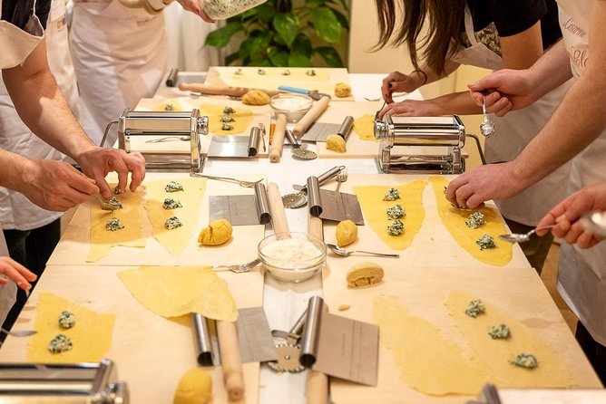 Private pasta-making class at a Cesarina's home with tasting in Arezzo - What the three-hour schedule feels like