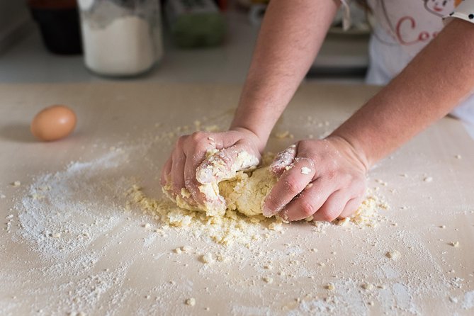 Private pasta-making class at a Cesarina's home with tasting in Asti - Who should book this experience