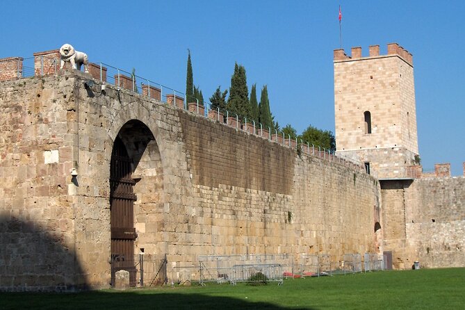 Private Pisa, Pasta and Chianti Lovers Wine Experience from La Spezia - Pisa and the Leaning Tower in about two and a half hours