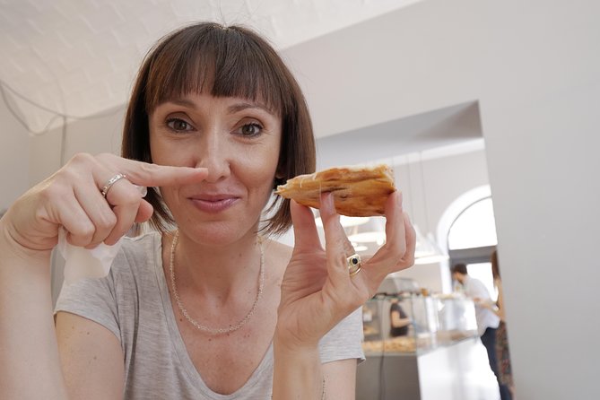 Private Pizza and Gelato Walking Tour in Rome - Piazza Navona brings two gelato stops
