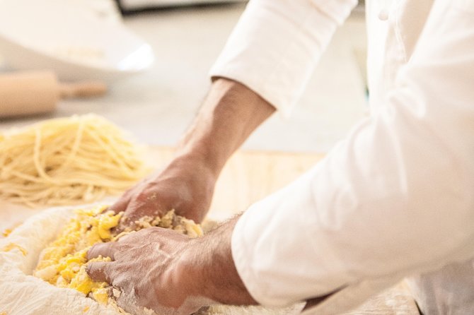 Professional Lab Pasta Experience - Why this Rome cooking class feels different