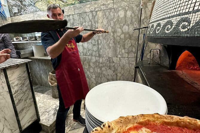 Real Neapolitan Pizza Class in a Historic Pizzeria - Why this is more than a pizza lunch