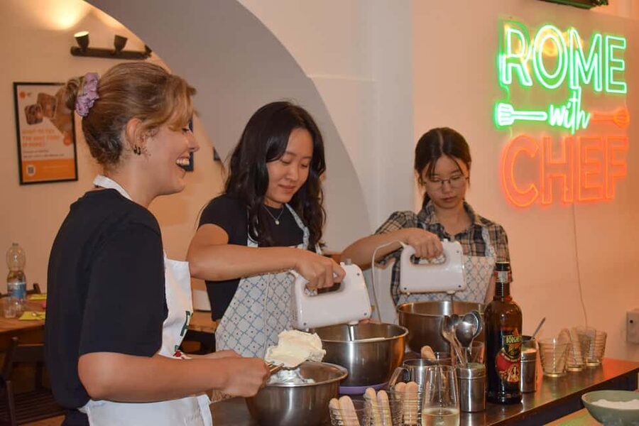 Rome: 2-in-1 Family-Friendly Pasta & Tiramisu Cooking Class - Family, couple, or solo visit?