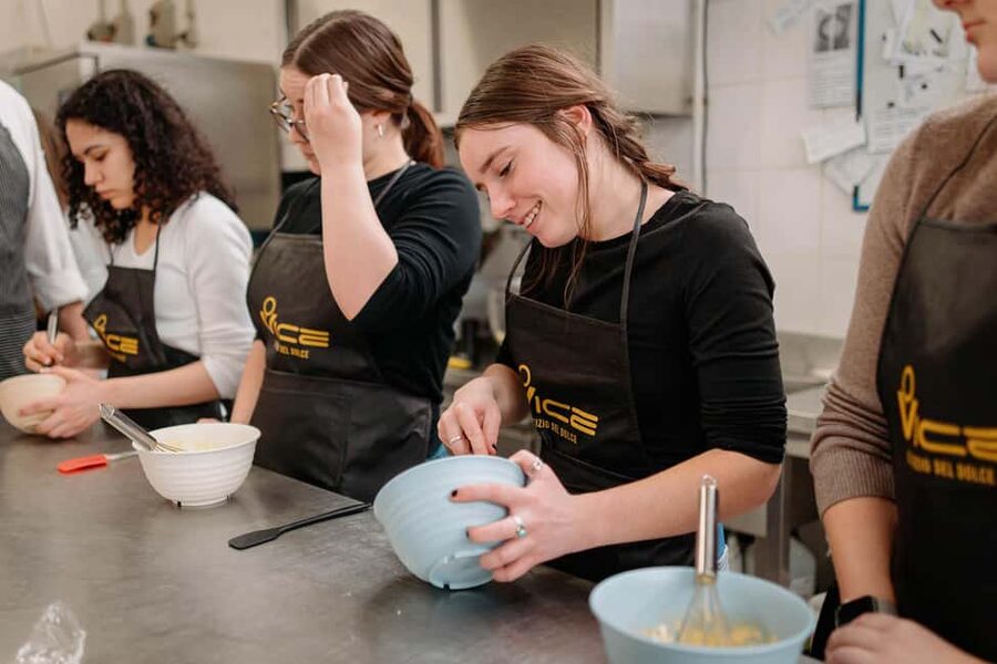 Rome: Cannoli, Gelato, Tiramisu Baking & Cooking Class - Reaching Battistini on Metro Line A