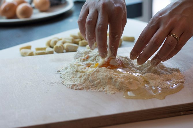 Rome Cooking Class: Gelato and Fettuccine Small Group Experience - Why the small group matters