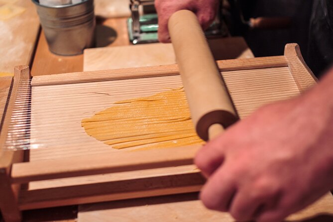 Rome Cooking Class: Make Pasta, Dine & Drink Wine With Local Chef - Pizza option for a different kind of class