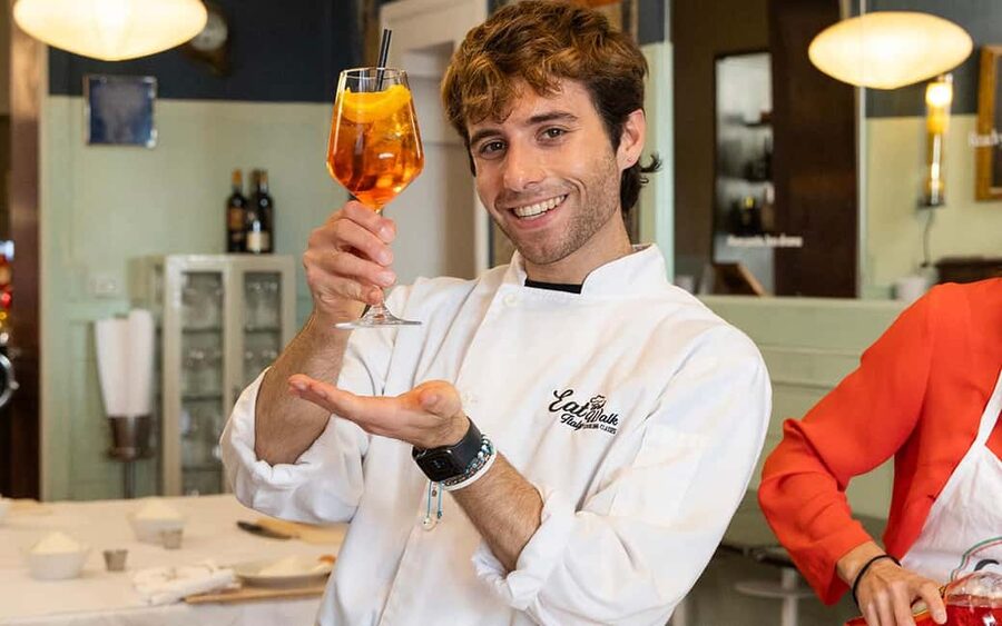 Rome: Enjoy Spritz and Pasta Making in Piazza Navona - The main drawbacks to consider