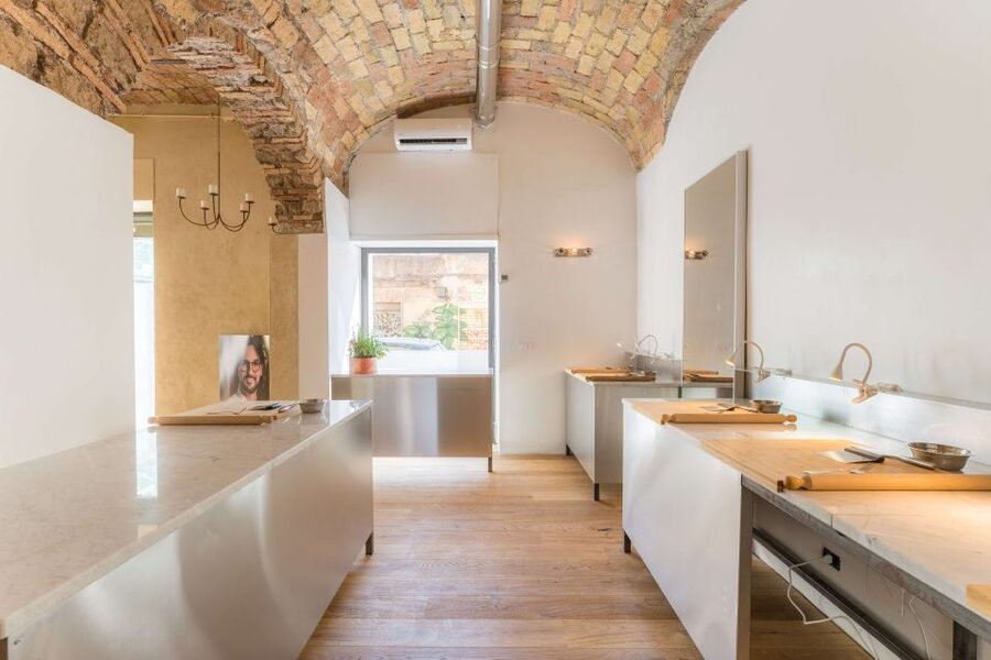 Rome: Five Shapes of Pasta Cooking Class in Ancient Tavern - What you actually eat