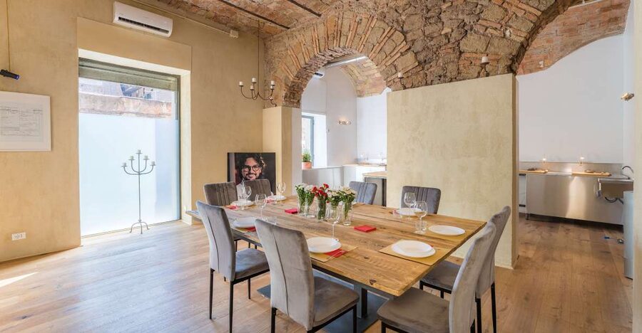 Rome: Five Shapes of Pasta Cooking Class in Ancient Tavern - How the three hours unfold