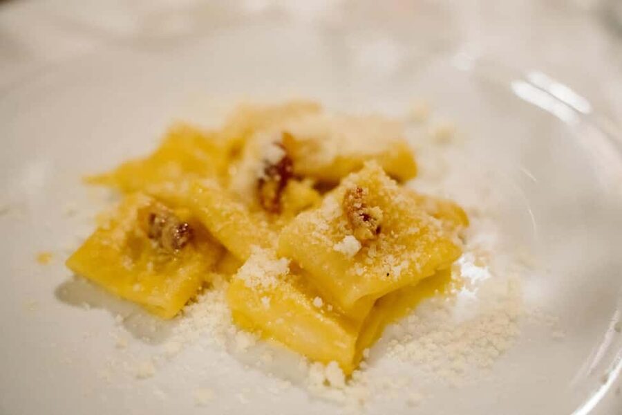 Rome Food Tour: Trastevere Aperitivo, Wine & Pasta Dinner - Starting at Piazza di San Cosimato