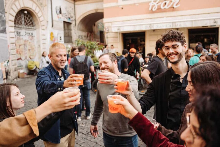 Rome Food Tour: Trastevere Aperitivo, Wine & Pasta Dinner - Hot supplì at Supplì Roma