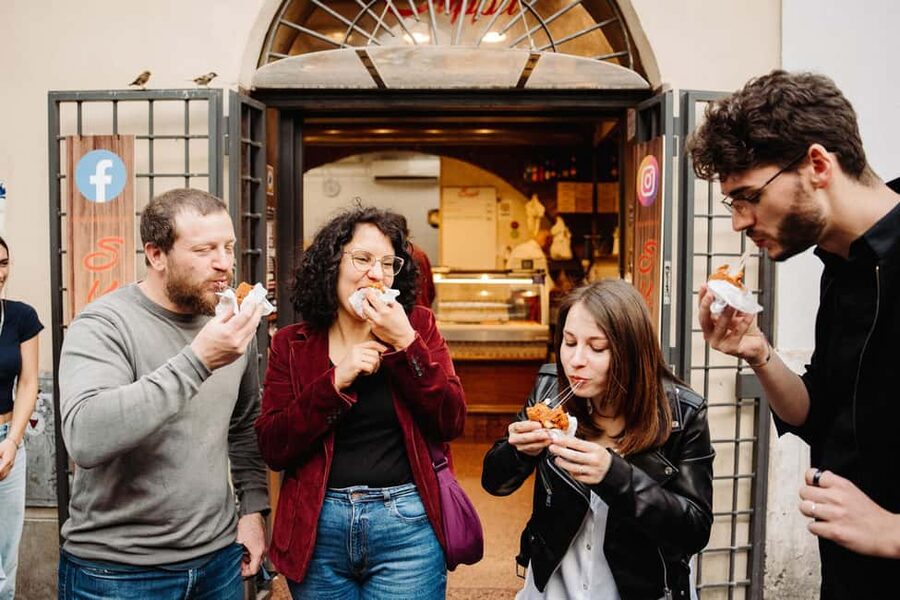 Rome Food Tour: Trastevere Aperitivo, Wine & Pasta Dinner - How much food and wine do you really get?