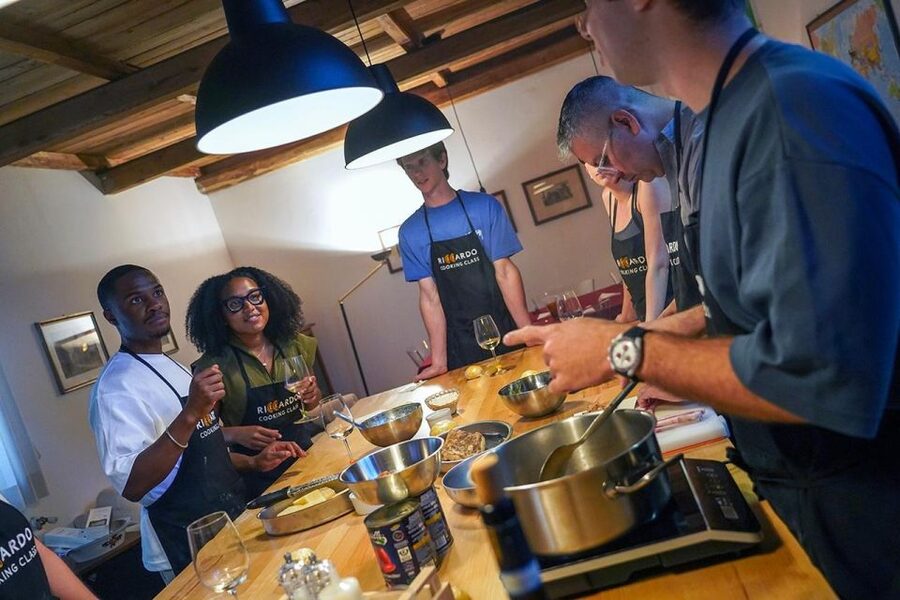 Rome: Fresh Pasta-Making Class with Italian Chef and Wine - FAQ