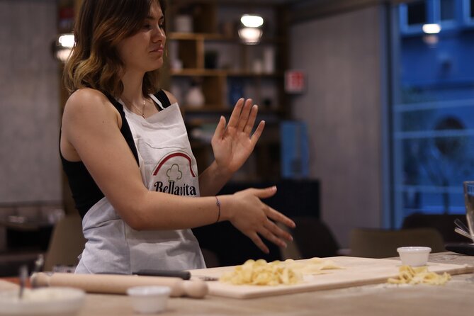 Rome Fresh Pasta & Tiramisu Cooking Class near Piazza Venezia - Ravioli adds the most useful cooking lesson