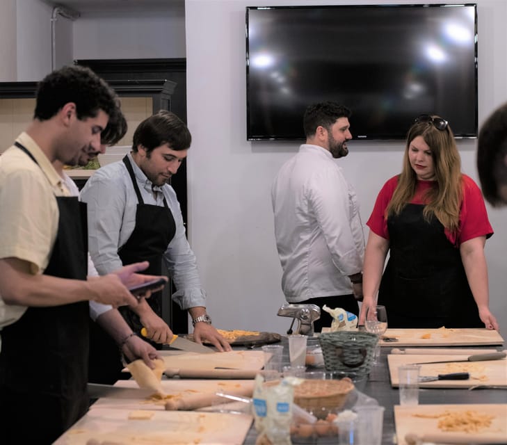 Rome: Handmade Pasta Cooking Class with Professional Chef - What the 90-minute pasta class is really about