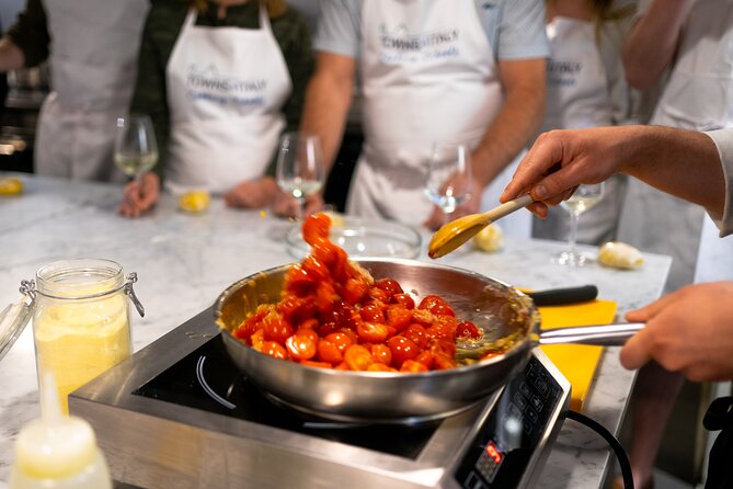 Rome: Hands-On Pasta & Gelato Cooking Class in the City’s Heart - Watching gelato come together