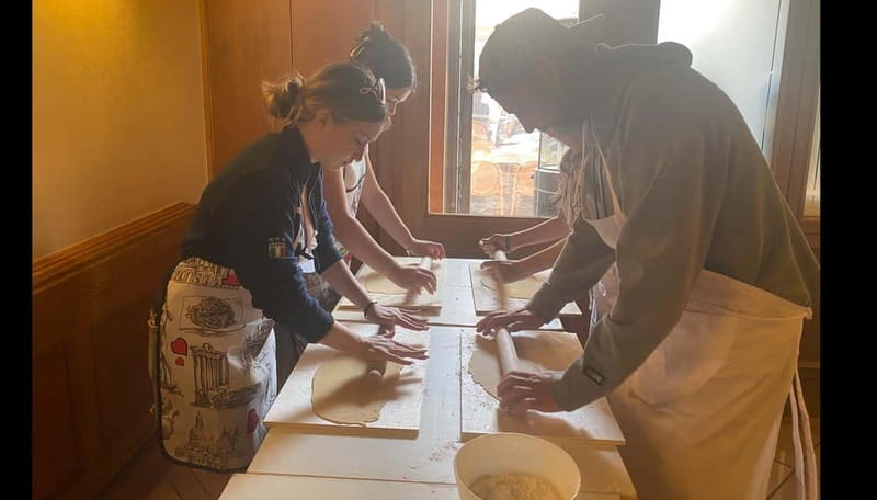 Rome: Hands-On Pasta & Tiramisu Class - Is two hours enough?