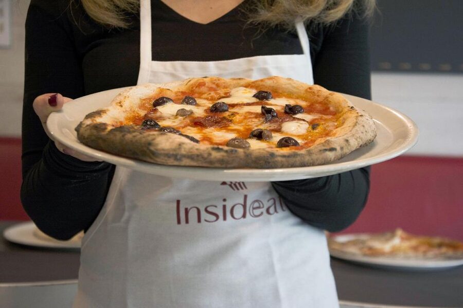 Rome: Hands-On Pizza Making Class near the Vatican with Wine - Cancellation, booking, and practical details