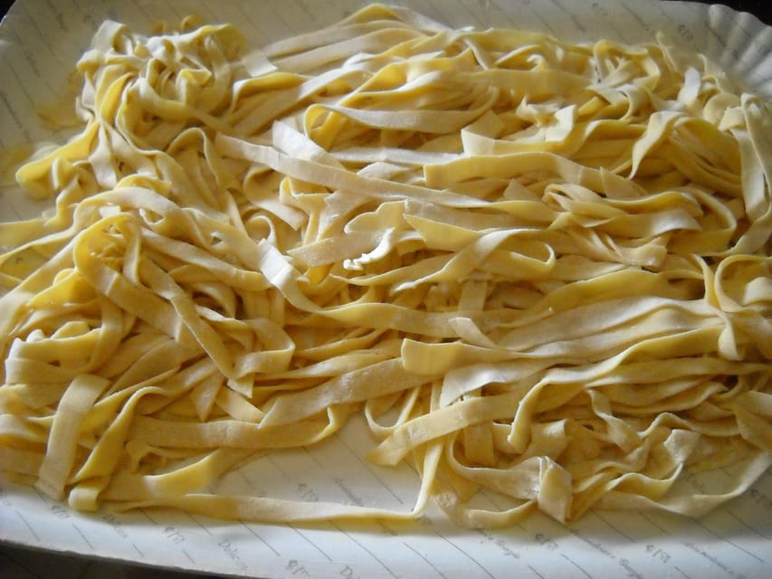 Rome: Homemade Tagliatelle Cooking Class + Prosecco & Lunch - Starting with flour, water, and egg