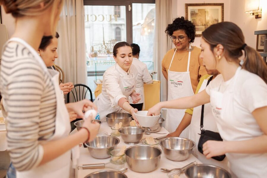 Rome: Pasta and Tiramisu Cooking Class in Piazza Navona - Why this Piazza Navona class works so well