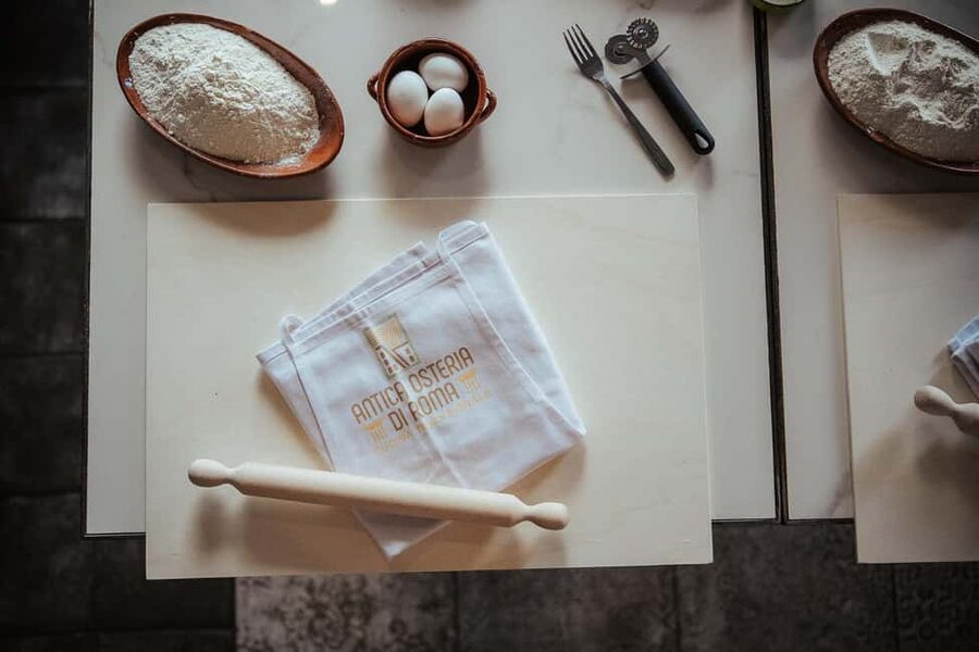Rome: Pasta and Tiramisu Cooking Class with Spritz and Wine - Timing, clothing, and practical planning