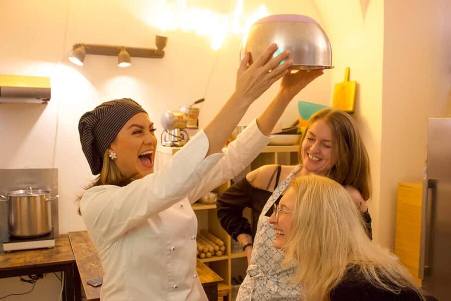 Rome: Pasta Class with 3 Spritz or Tiramisu by the Colosseum - How to fit it into a Rome day