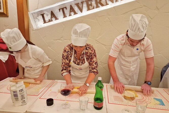 Rome: Pasta Cooking Class, Dinner & Wine in Authentic Restaurant - Key points to know before booking