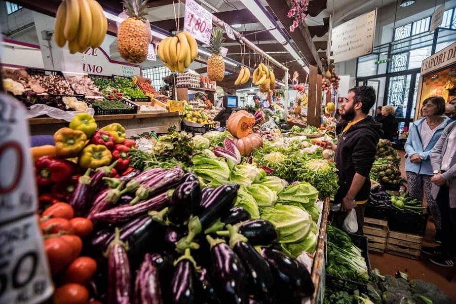 Rome: Pasta Cooking Class with Market Visit and Wine - From Via Palestro 51 to Nomentano Market