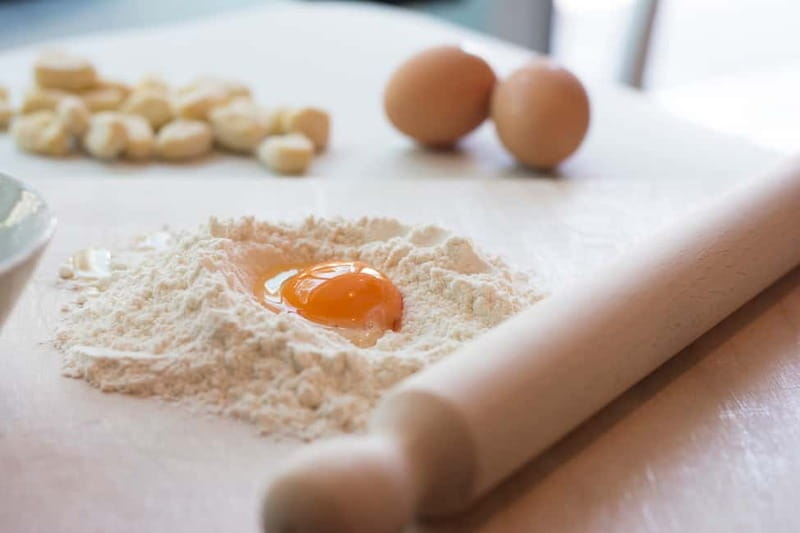 Rome: Pasta, Ravioli & Tiramisu Class with Unlimited Wine - A Roman cooking class above Trionfale market